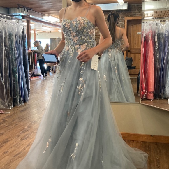 Prom Dress - Picture 2 of 2